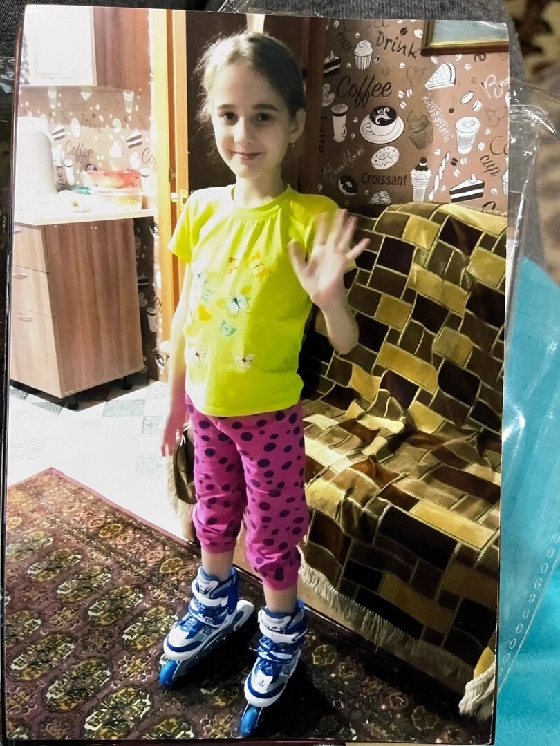    До 9 лет Амина могла ходить, несмотря на диагноз. Фото: Личный архив/ Наталья Харсиева