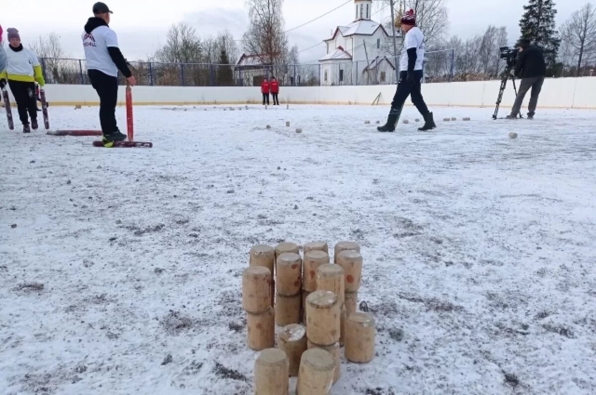    В кююккя всегда играли деревнями.