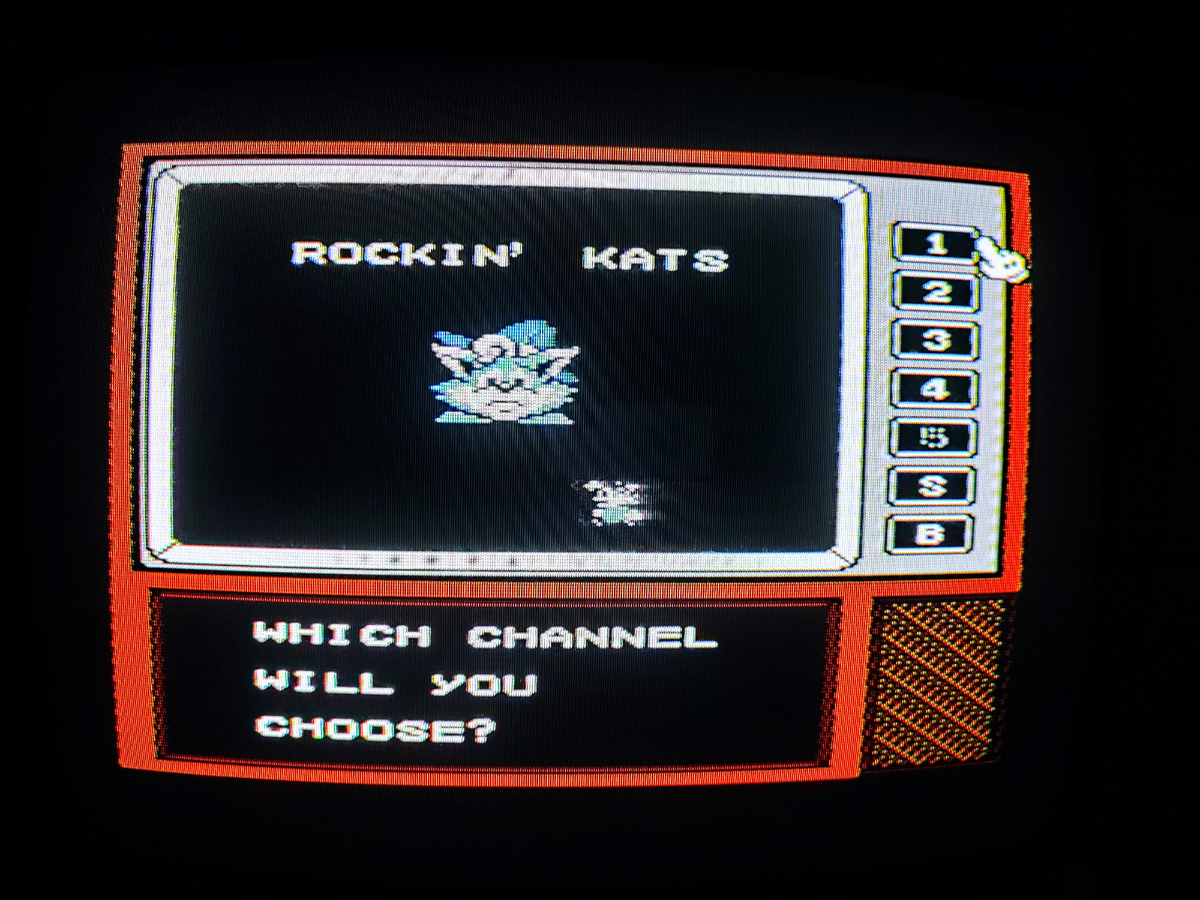 Фото сделаны мной. На фото игра "Крутые коты. Оригинал игры "Rockin Kats" был разработан и издан Atlus в 1991,.г. для платформы NES. Дизайнер Хидеюки Кубота, программисты Масами Сато, Хидетоши Такаги. Фото демонстрирует начальную заставку игры, а так же общий визуальный фон игры. Подробнее об этом рассказано в статье. Все материалы принадлежат правообладателям и размещены исключительно в информационных целях.