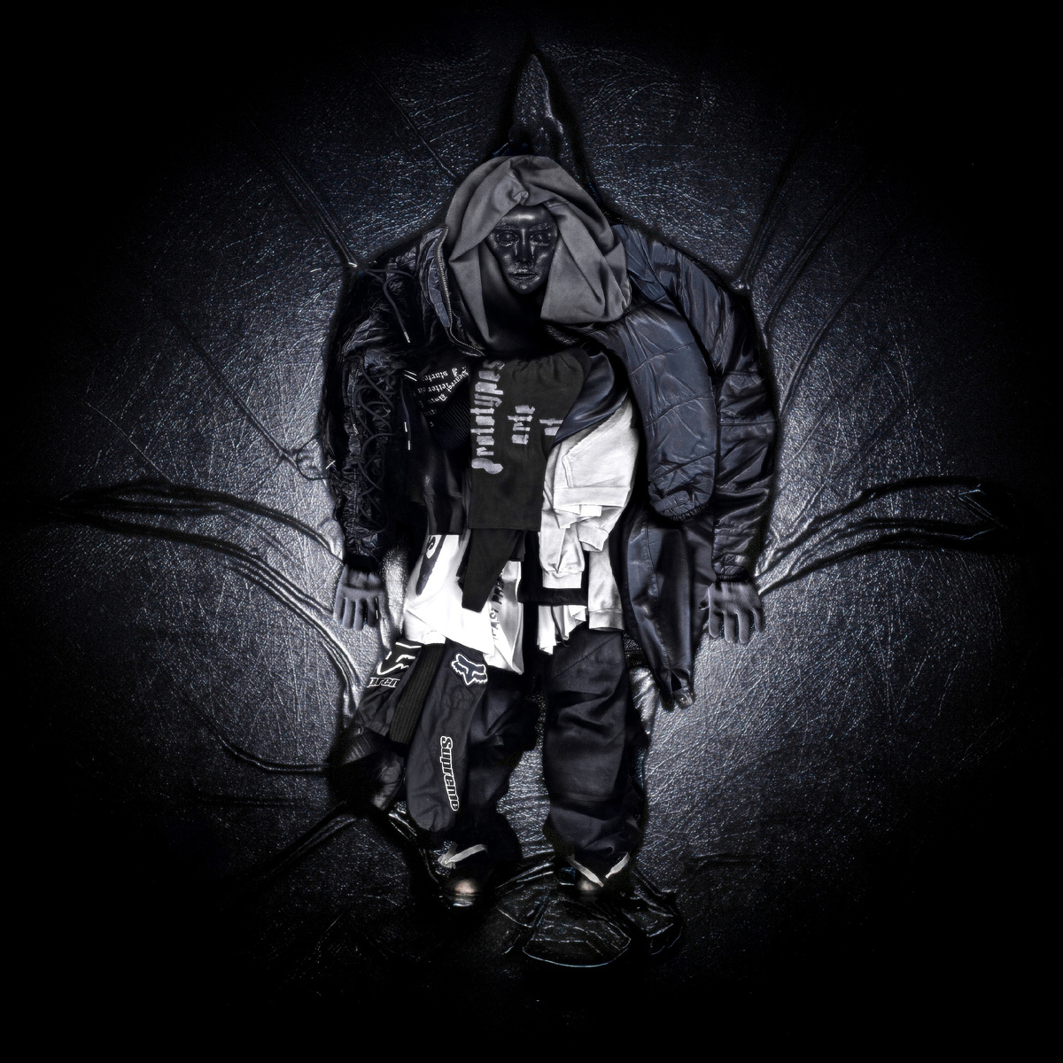 SALUKI - BOLSHIE KURTKI