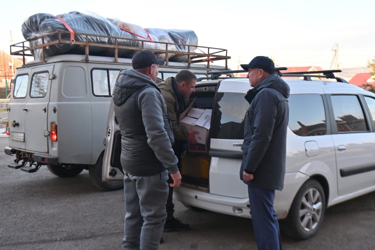    Бойцам СВО из Бугурусланского района отправили бензопилы, генераторы и УАЗ Кристина Просвиркина