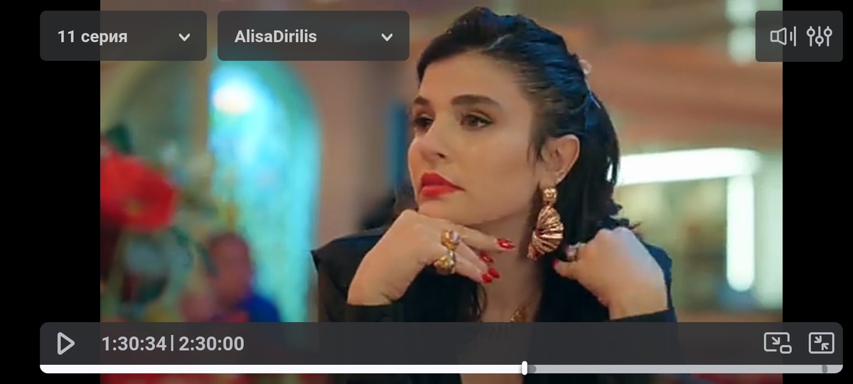 Нур тоже опечалилась. 