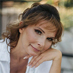 Елена Лей