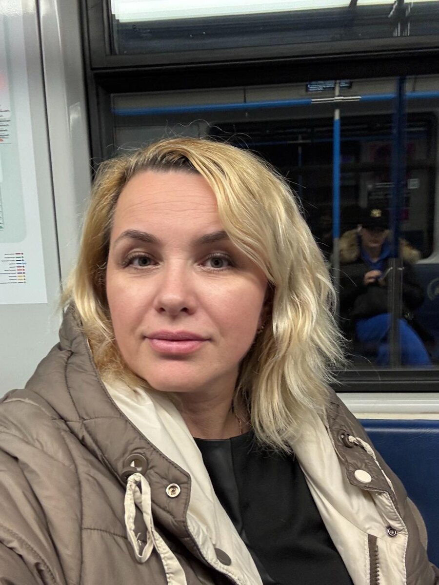 Автор в метро