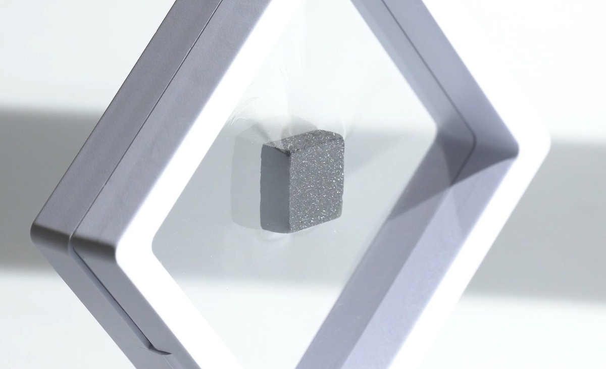 Фото нового материала