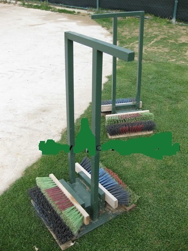 кук убрать землю с обуви