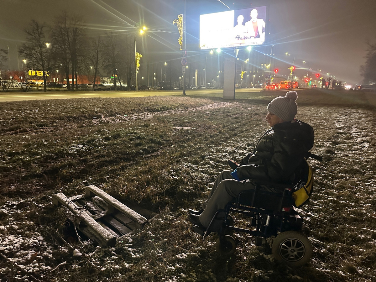 Неможно забегу вперёд, этот люк открыт, но они написали что закрыли )
