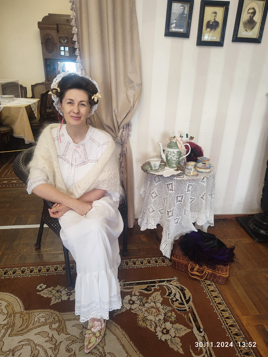 Евгения. Ретро общество Этуаль. Фото автора.