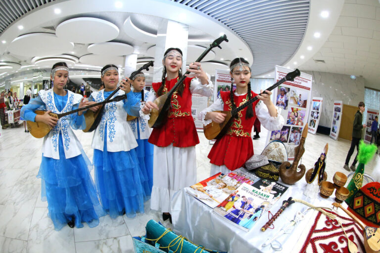    В Оренбурге прошёл областной фестиваль детей и молодёжи «Этнобудущее» Марина Васильева