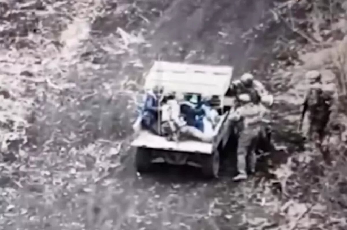    Появились кадры эвакуации мирных жителей из освобожденного села у Курахова