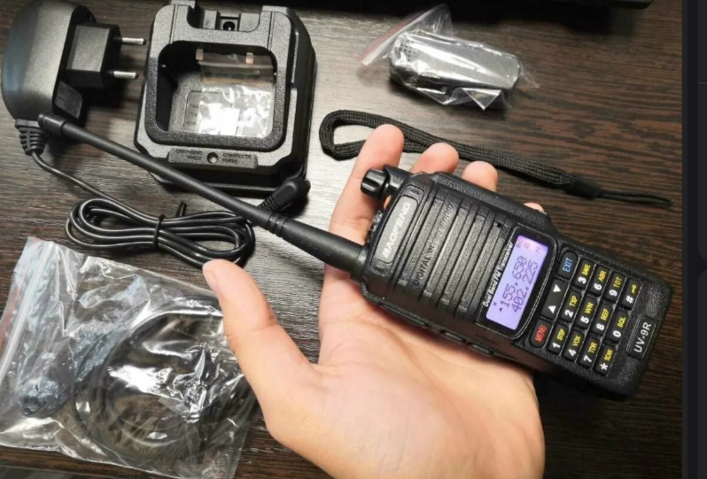 Рация Baofeng UV-9R Plus. market.yandex.ru