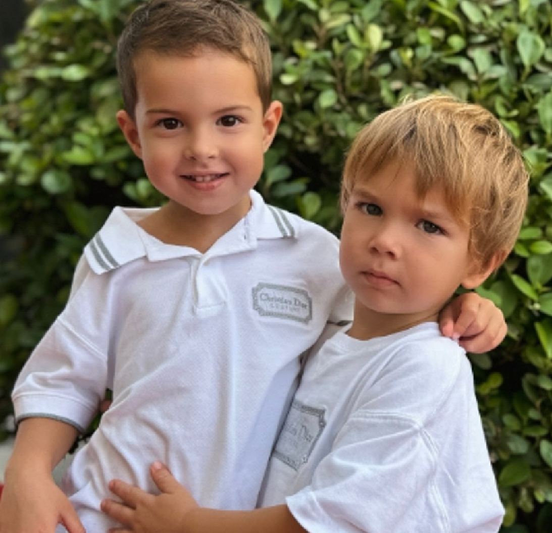 соцсети жужа 