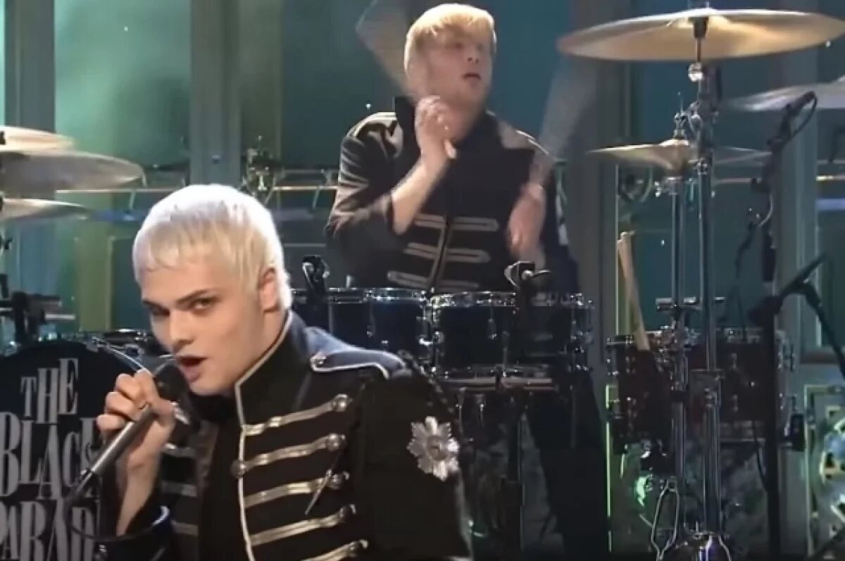    Умер экс-барабанщик My Chemical Romance Боб Брайар