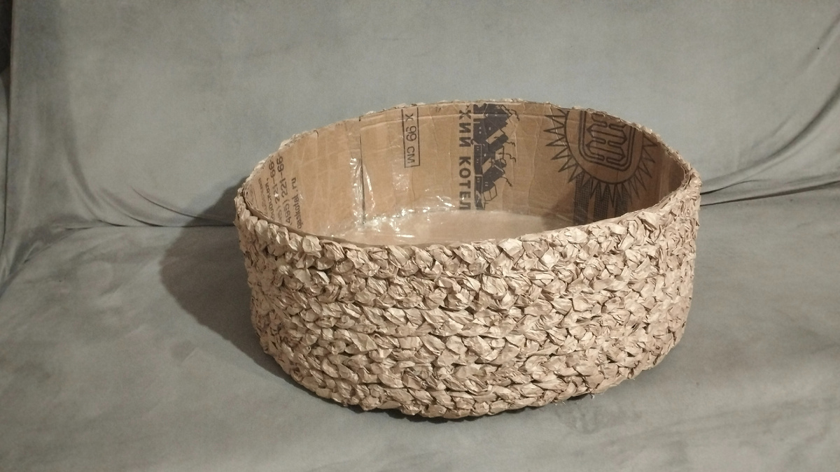 Готовая работа. Внутри можно отделать тканью например.