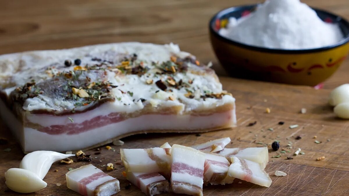 Результат двухнедельной засолки сала по проверенному рецепту