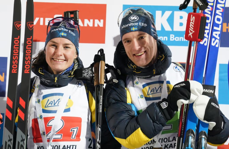 шведские биатлонисты Элла Халварссон и Себастьян Самуэльссон 