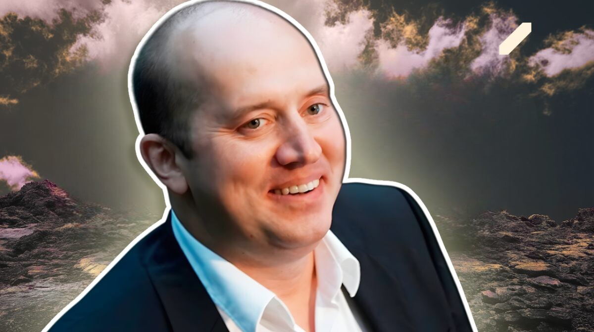 «Душевные травмы заживают нескоро»: Сергей Бурунов расстался с возлюбленной и обеспокоил поклонников изменениями во внешности