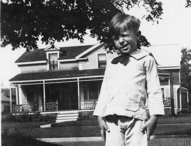 Рэй Брэдбери в детстве