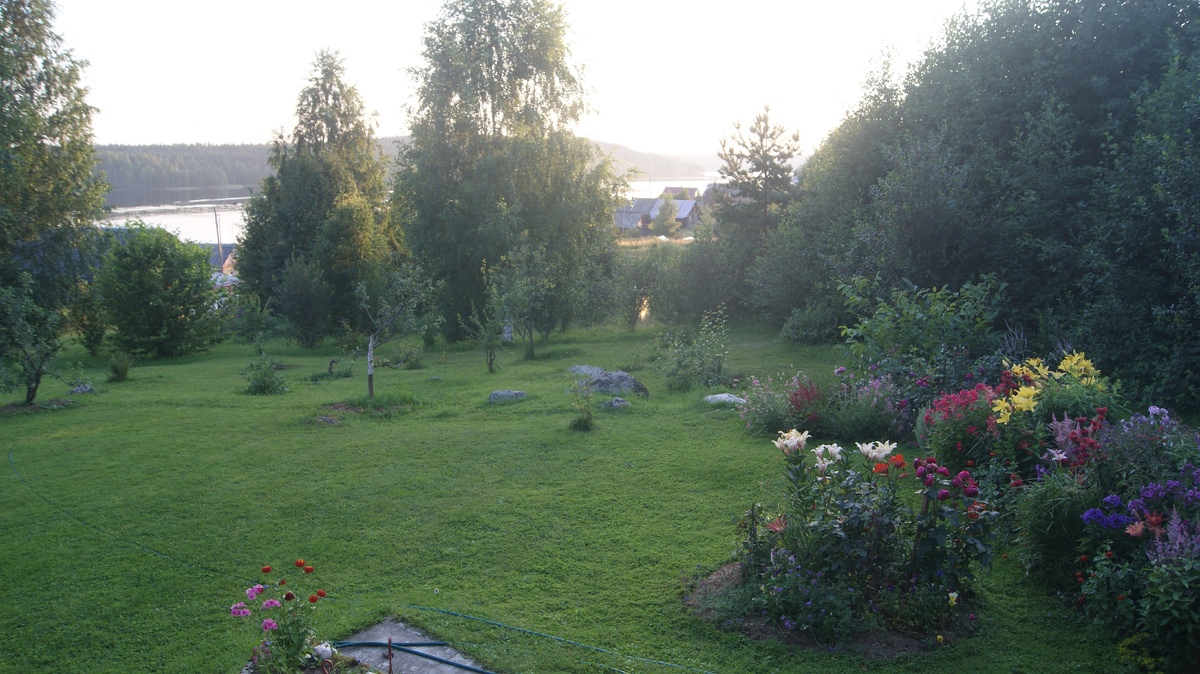 Наш вид с крыльца