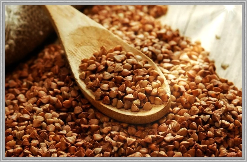 Гречка должна присутствовать в рационе каждого, особенно – после достижения 50 лет.
