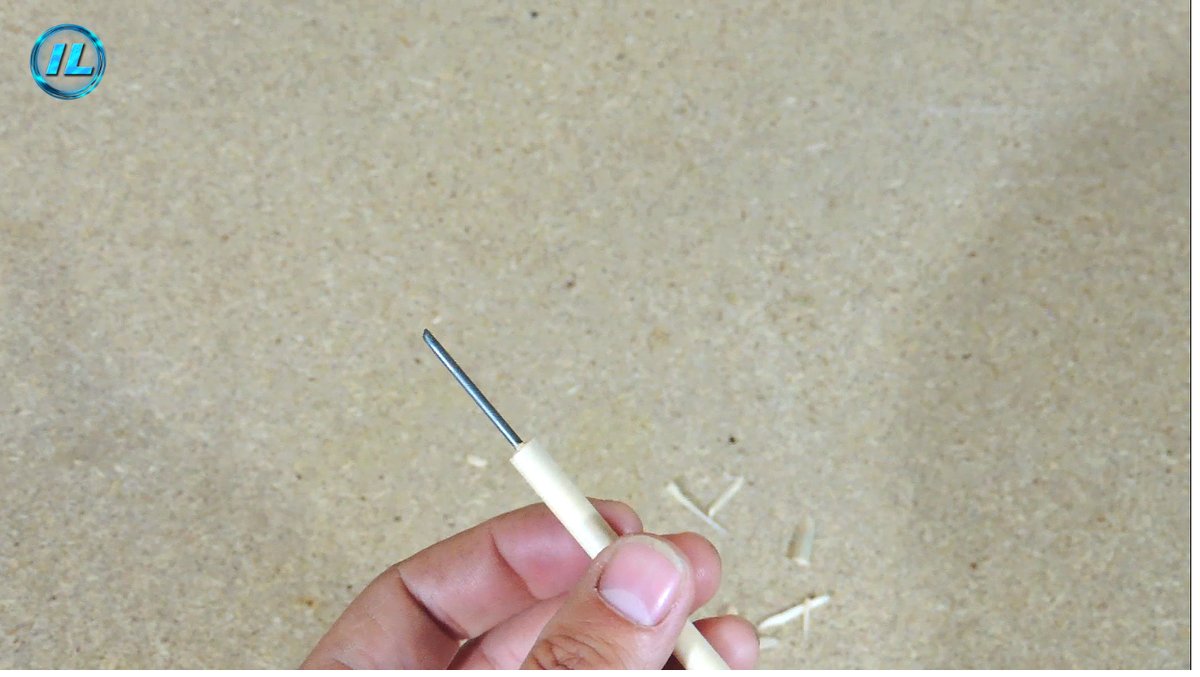 Зачищенный карандаш.