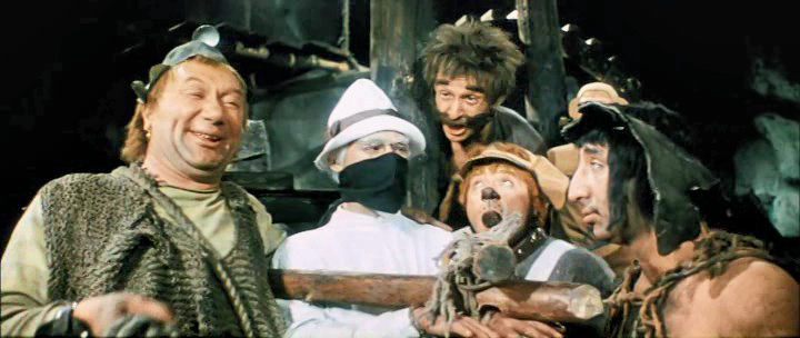 Кадр из фильма «Айболит-66» (1966)