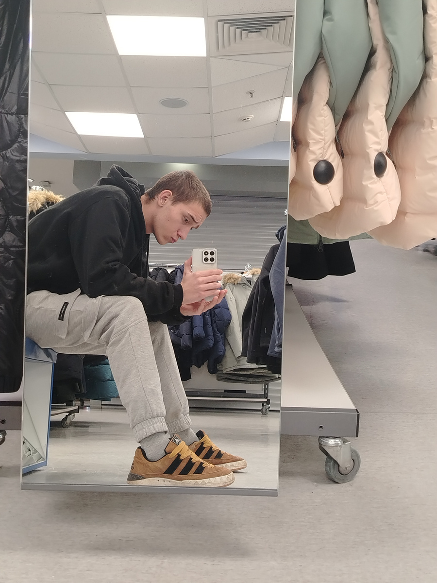 Автор этого канала на 12-ти часовой смене😅