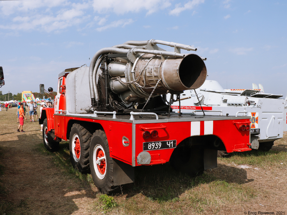 Автомобиль газоводяного тушения АГВТ-100 (131). г. Харьков. 