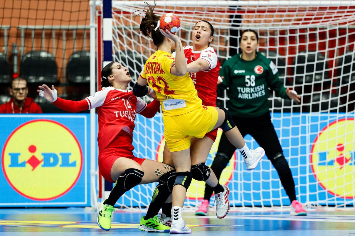    Отрезок с 37-й до 49-й минуты македонки выиграли 7:0!