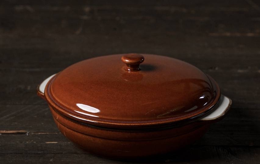 Керамика для уютных зимних ужинов: от запекания до сервировки.