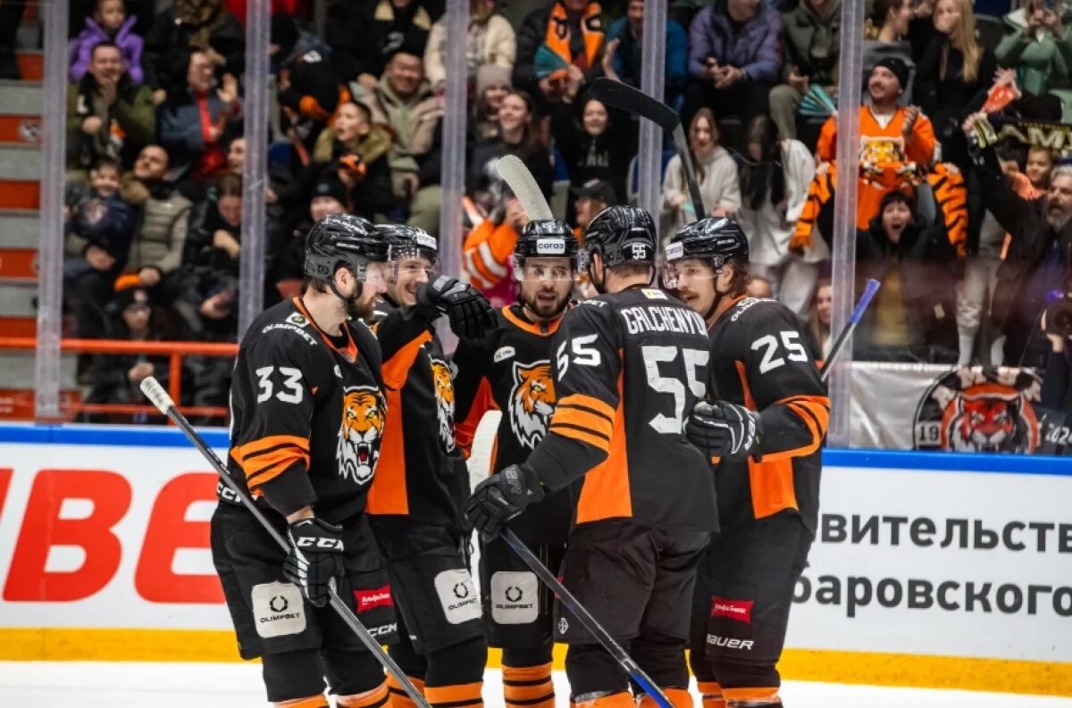    ХК «Амур» проиграл питерскому СКА в напряжённом матче с отрывом в 2 очка