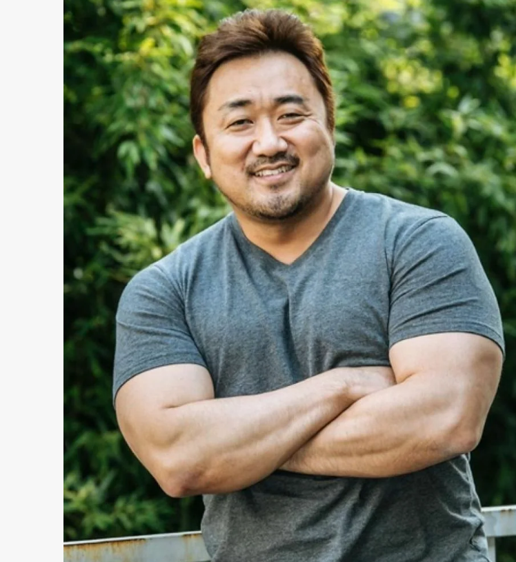 Что вообще значит толстый? Вот он тоже больше сотки весит, но служить явно смог бы