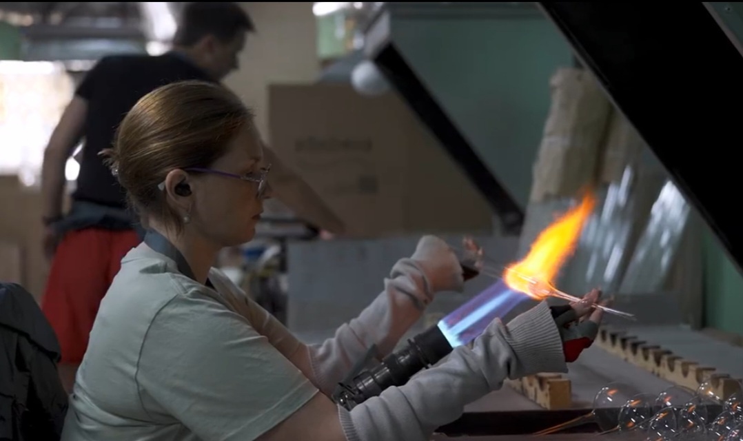 Процесс постепенного нагревания стеклодрота