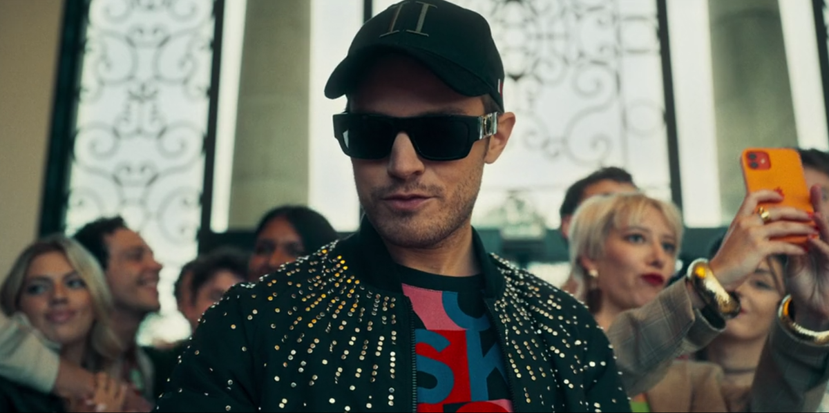 Кадр из фильма "Холоп из Парижа"