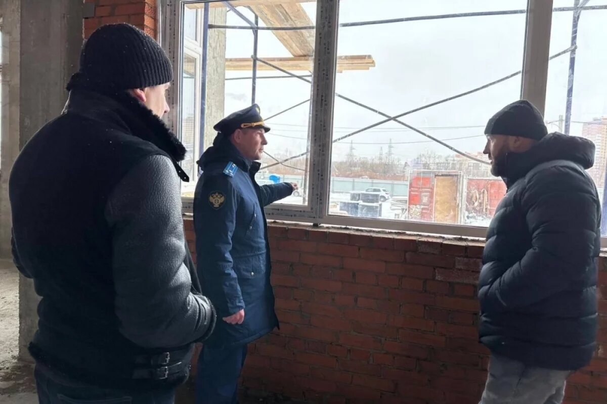    Прокуратура наведалась в строящийся детский сад в Хабаровске
