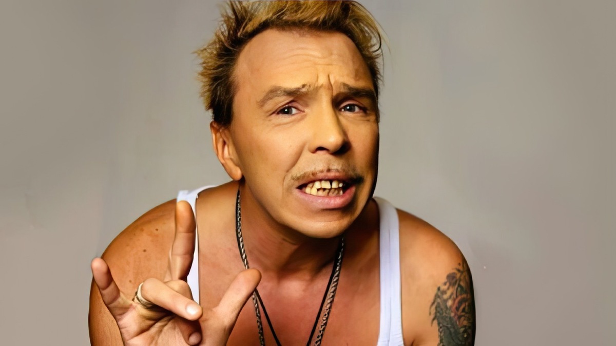    На фото: Гарик Сукачёв