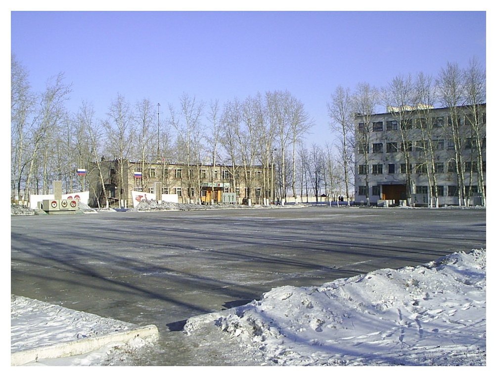 Штаб и плац полка