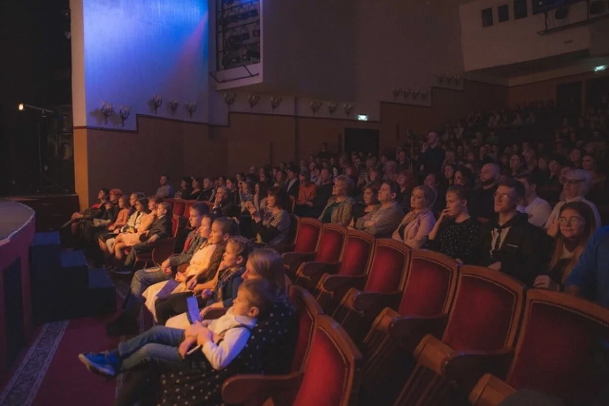    Жителям Камчатки покажут ужасную комедию «Ночь перед Рождеством»