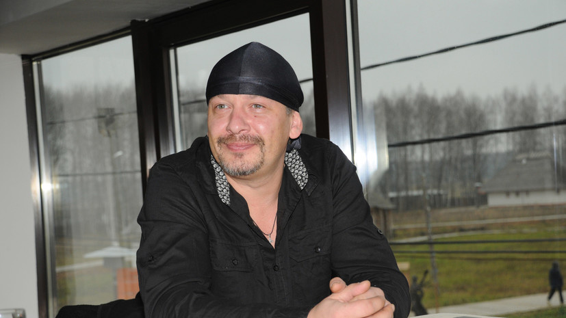     «Даже только при произнесении его имени — Дима Марьянов — у каждого возникает образ человека с искрой, ироничного, доброго, своего человека», — говорил про Марьянова актёр Камиль Ларин Legion-Media Кремер Борис/PhotoXPress.ru