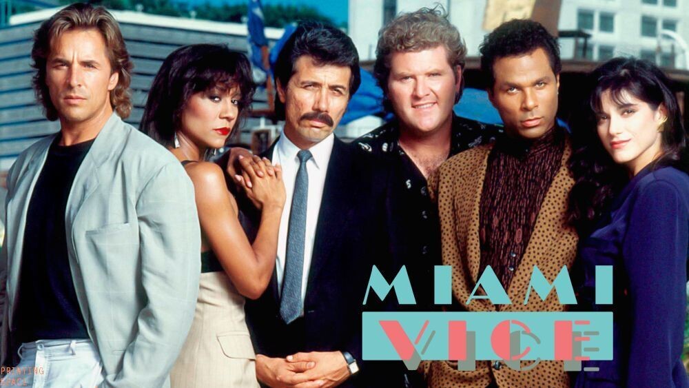 Поли́ция Майа́ми (англ. Miami Vice 1984 – 1990 5 сезонов 111 серий) Жанры: криминальный, боевик, детектив, триллер, неонуар; В главных ролях: Дон Джонсон, Филипп Майкл Томас, Майкл Тэлботт, Сандра Сантьяго, Оливия Браун, Эдвард Джеймс Олмос, Джон Дил (1-3 сезон), Грегори Сьерра (1 сезон); Страна: США