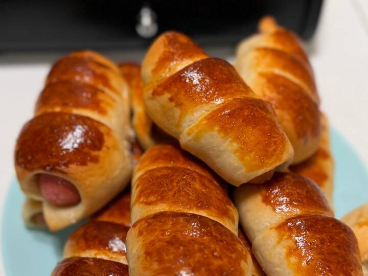 Сосиски в тесте и лучший рецепт теста! Выпечка остается свежей и мягкой три дня