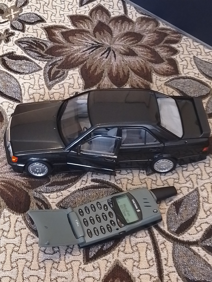 Mодель Mersedes 190 (W 201) от Norev в масштабе 1/18.