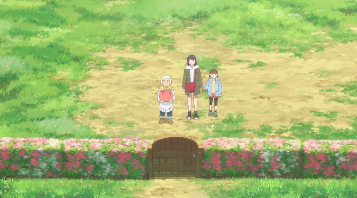 Двор зарос травой и было видно, что тут никого не было... -Это дом, где мы будем жить... ...Дом стоял на поляне среди деревьев прямо на выпирающем в море мысе...