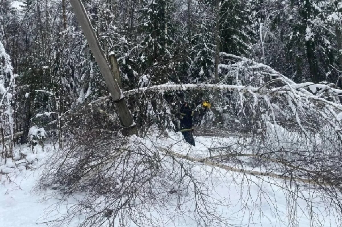    За ночь ещё 8 тысячам жителей Тверской области вернули электроснабжение