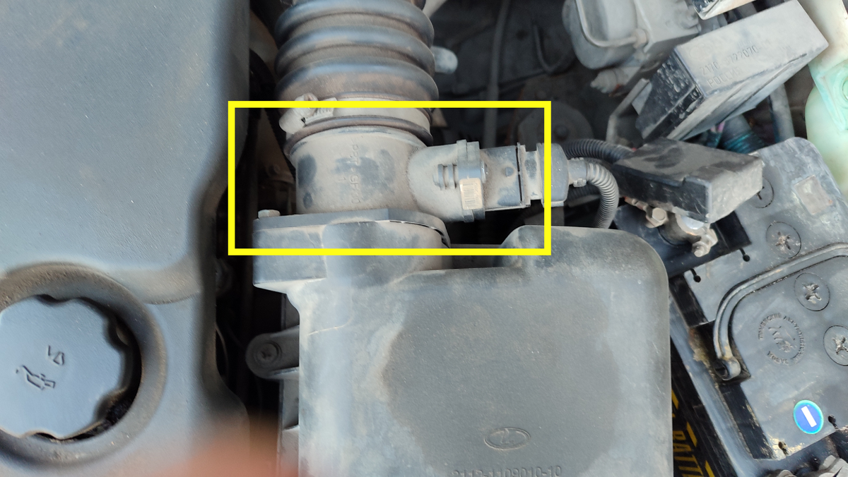 Датчик массового расхода воздуха (ДМРВ) 