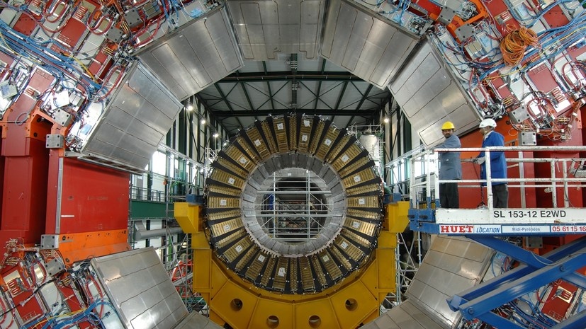     Большой адронный коллайдер Gettyimages.ru