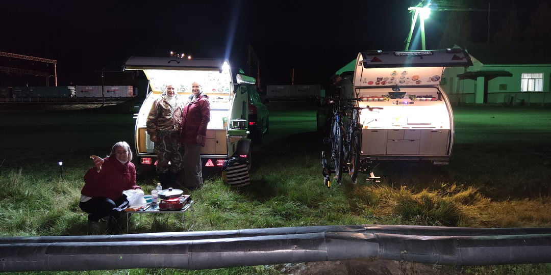 Рассказ о том, как Маришка на теплотрассе в Башкирии рыбу жарила!