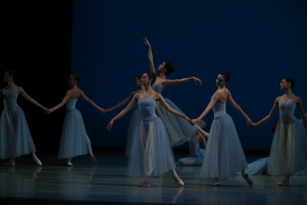 «Серенада», Мария Хорева, фото С.Аввакум