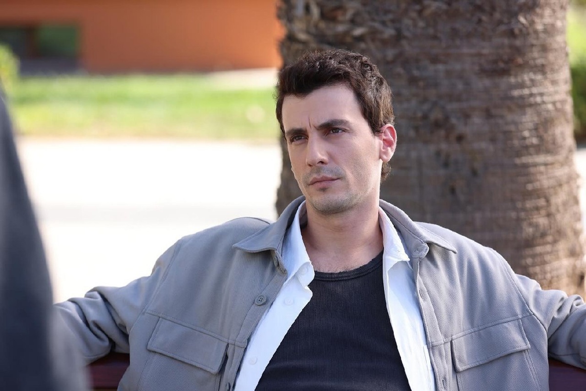 Бертан Асллани