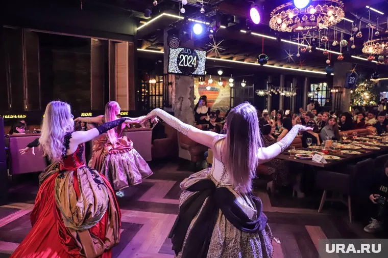 Увольнения чаще происходили по инициативе провинившегося сотрудника
Фото: Размик Закарян © URA.RU